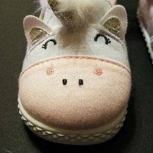 🦄 Super cute unicorn shoes !